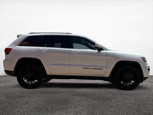 2018 Jeep Grand Cherokee Laredo E