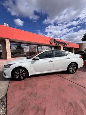 2022 Nissan Altima 2.5 SV