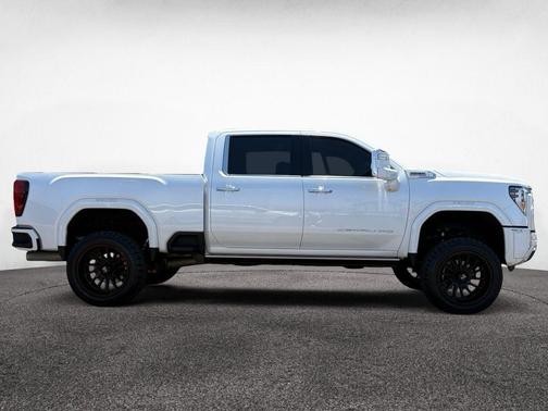 2024 GMC Sierra 2500 Denali