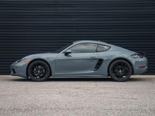 2024 Porsche 718 Cayman 
