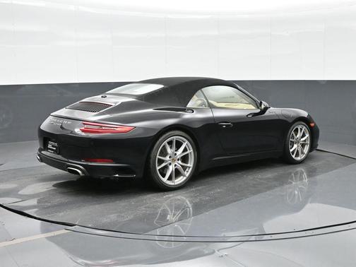 2017 Porsche 911 Carrera
