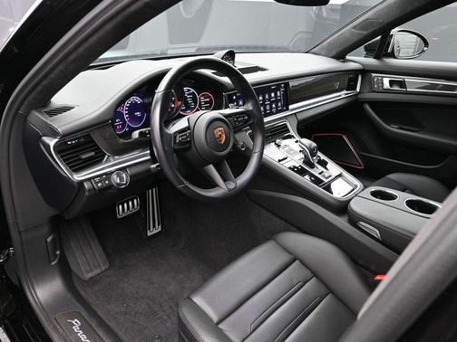 2023 Porsche Panamera Turbo S