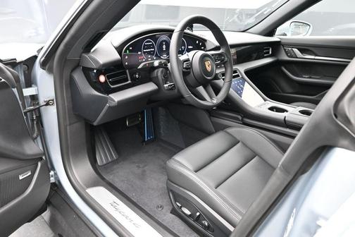 Dolomite Silver Metallic 2026 Porsche Taycan 4