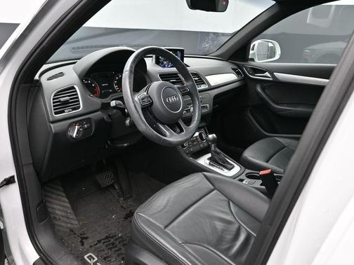 2016 Audi Q3 2.0T Premium Plus