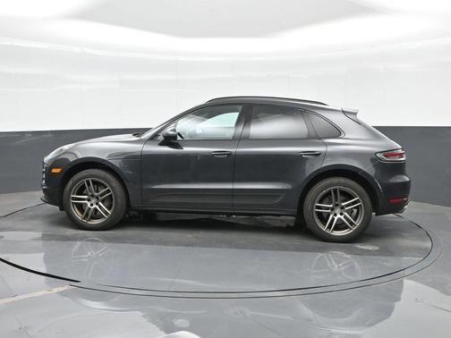 Volcano Grey Metallic 2021 Porsche Macan S