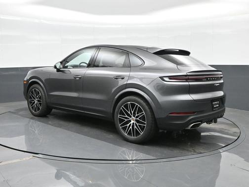 Quartzite Grey Metallic 2025 Porsche Cayenne AWD