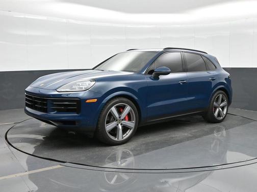 2024 Porsche Cayenne S