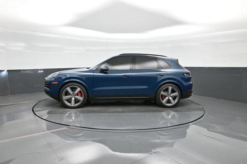 2024 Porsche Cayenne S