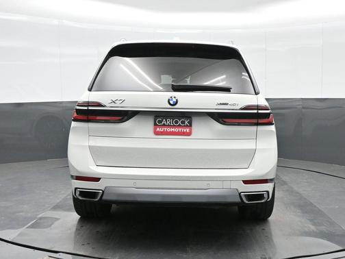 2025 BMW X7 xDrive40i