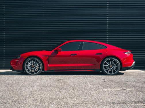 2024 Porsche Taycan 4S