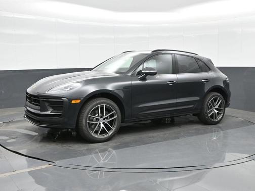 Volcano Grey Metallic 2026 Porsche Macan Base