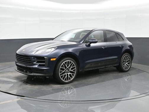 Night Blue Metallic 2020 Porsche Macan S