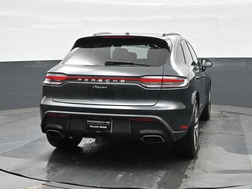Volcano Grey Metallic 2025 Porsche Macan Base