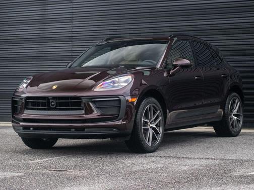 2025 Porsche Macan Base
