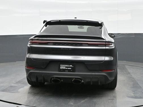2025 Porsche Cayenne Turbo GT