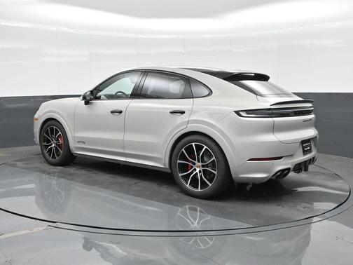Chalk 2026 Porsche Cayenne GTS