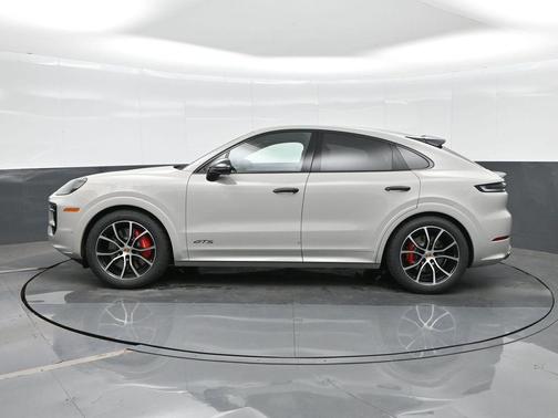 Chalk 2026 Porsche Cayenne GTS