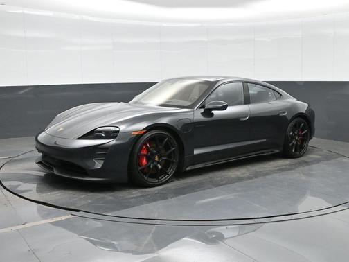 2023 Porsche Taycan GTS