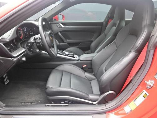 2024 Porsche 911 Turbo S