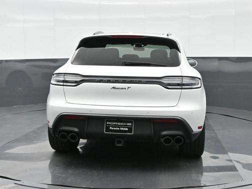 2025 Porsche Macan T