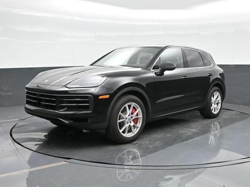 2024 Porsche Cayenne S