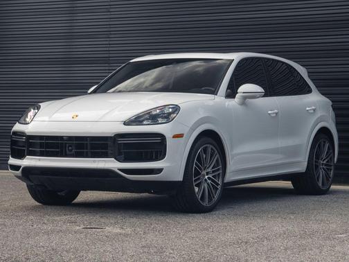 2022 Porsche Cayenne Turbo