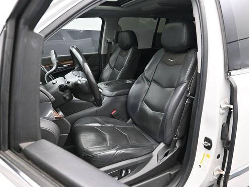 2020 Cadillac Escalade ESV Premium Luxury