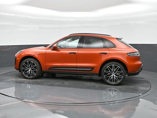 2025 Porsche Macan 