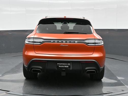 2025 Porsche Macan 