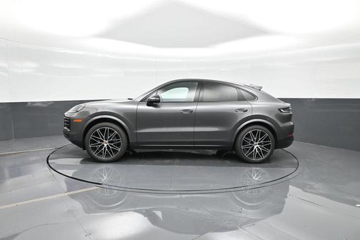 2025 Porsche Cayenne AWD