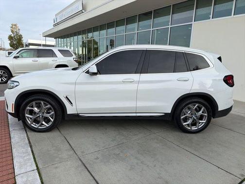 2023 BMW X3 sDrive30i