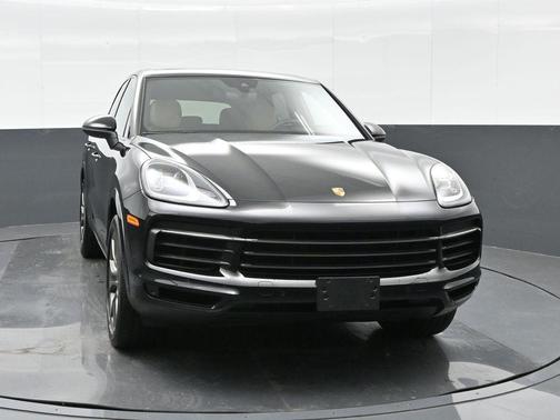 2023 Porsche Cayenne 