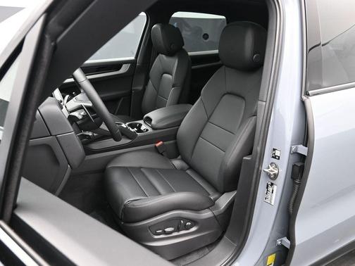 2026 Porsche Cayenne S