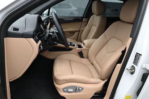 White 2026 Porsche Macan Base