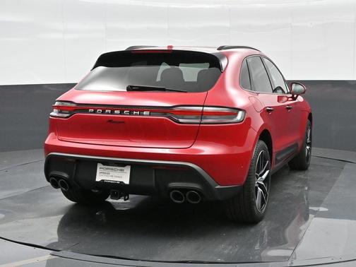 2025 Porsche Macan T