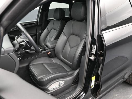 2024 Porsche Macan 