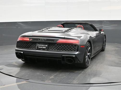 2022 Audi R8 5.2 V10 performance