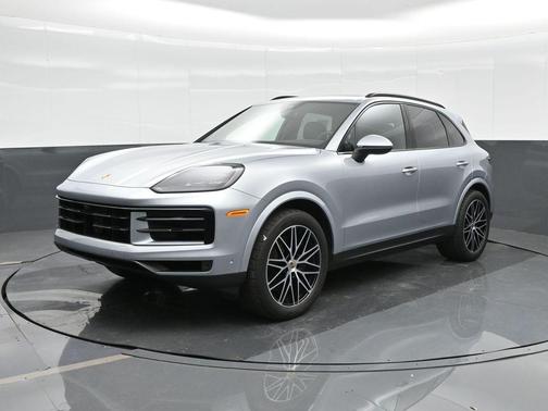 2024 Porsche Cayenne Base