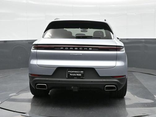 2024 Porsche Cayenne Base