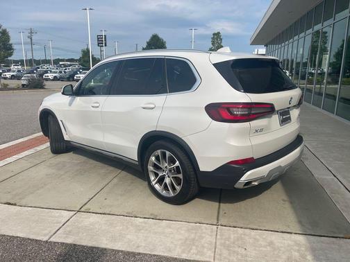 2023 BMW X5 xDrive40i