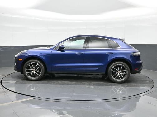 2024 Porsche Macan 