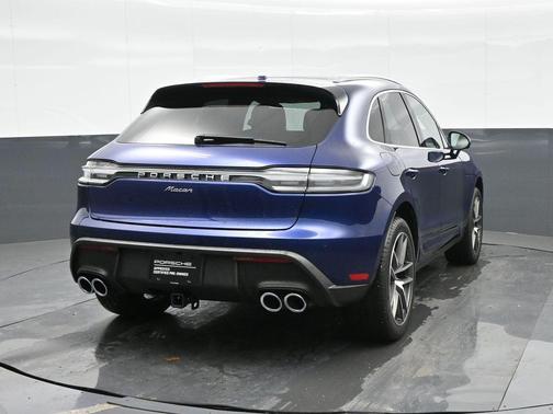 2024 Porsche Macan 