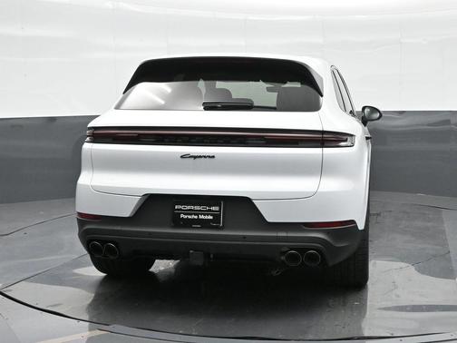 2025 Porsche Cayenne AWD