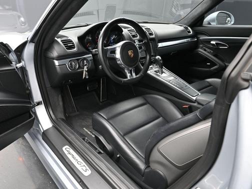 2015 Porsche Cayman GTS