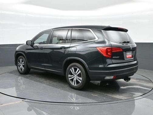 2017 Honda Pilot EX-L w/ Navigation