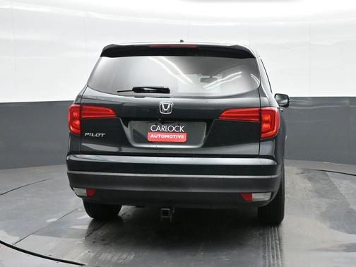 2017 Honda Pilot EX-L w/ Navigation