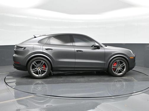 2024 Porsche Cayenne S Coupe AWD