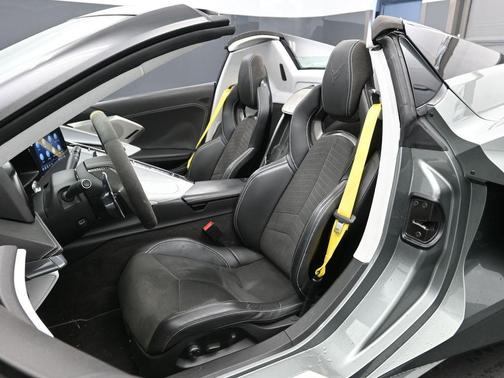 2023 Chevrolet Corvette Stingray w/3LT