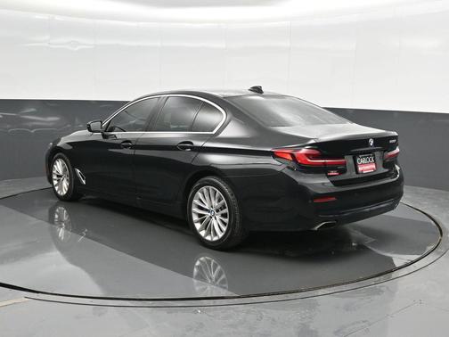2022 BMW 530 i