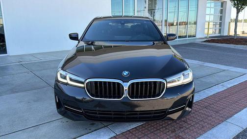 2022 BMW 530 i